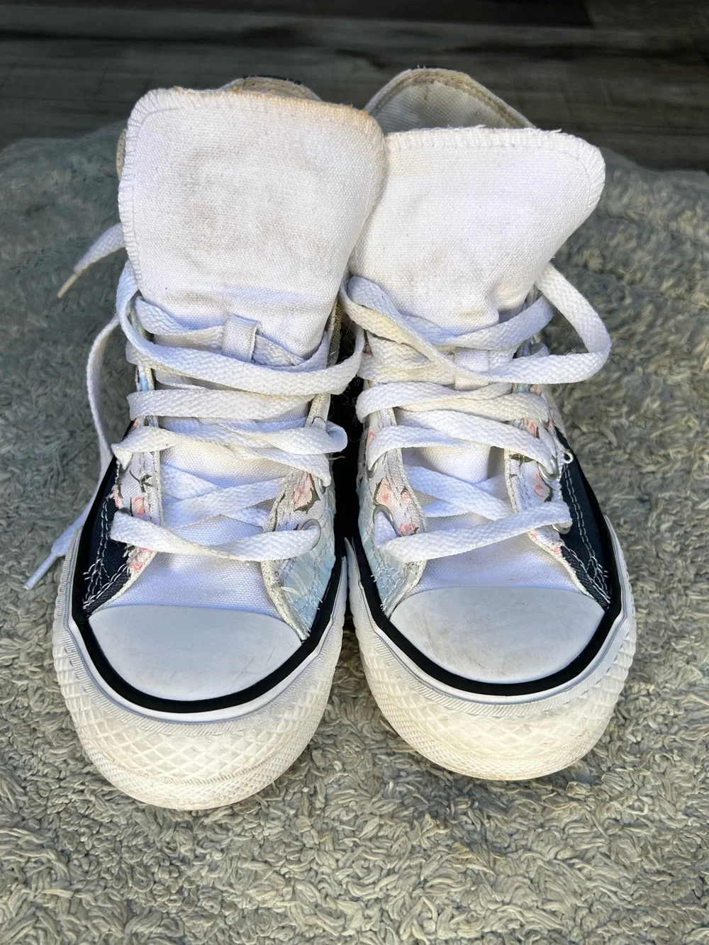 Converse patchwork hightop sneakers girls size 2  Pink blue